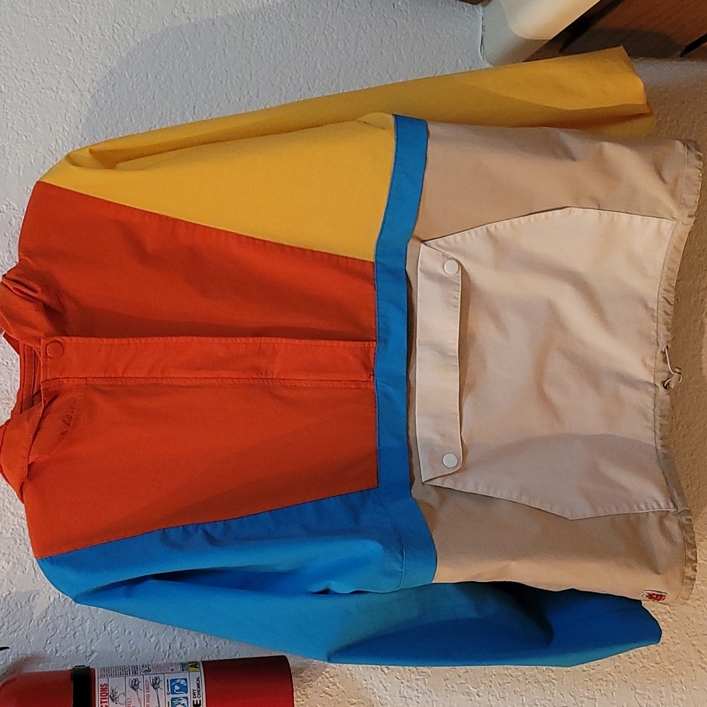COLOR BLOCK WINDBREAKER